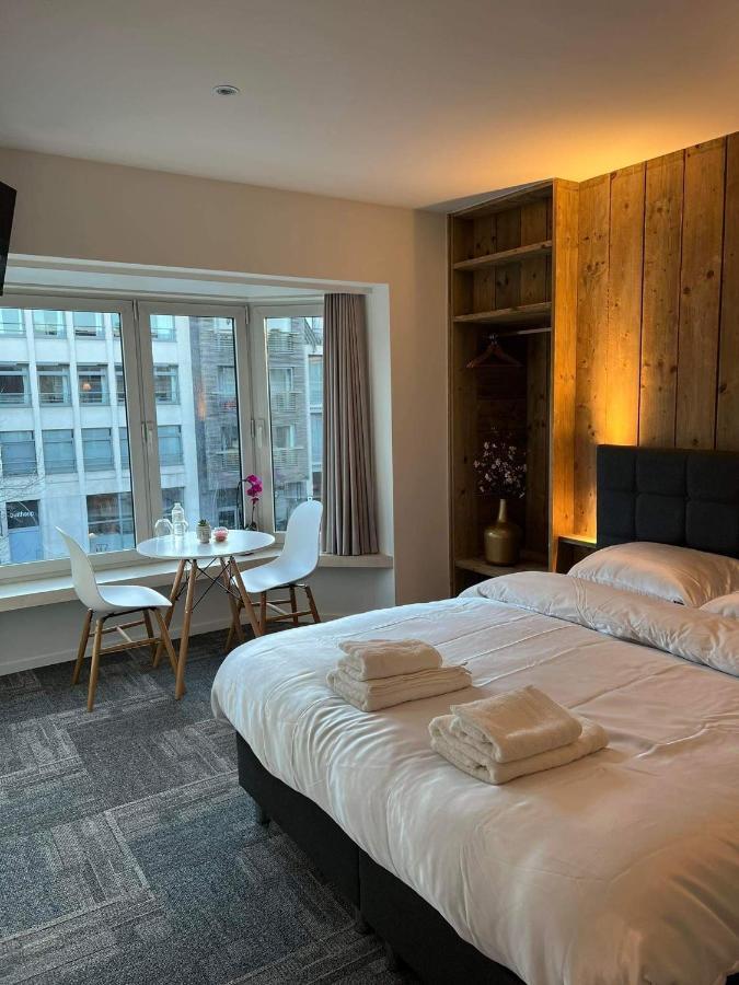Grote Kamer In Brugge Centrum Met Badkamer ! المظهر الخارجي الصورة